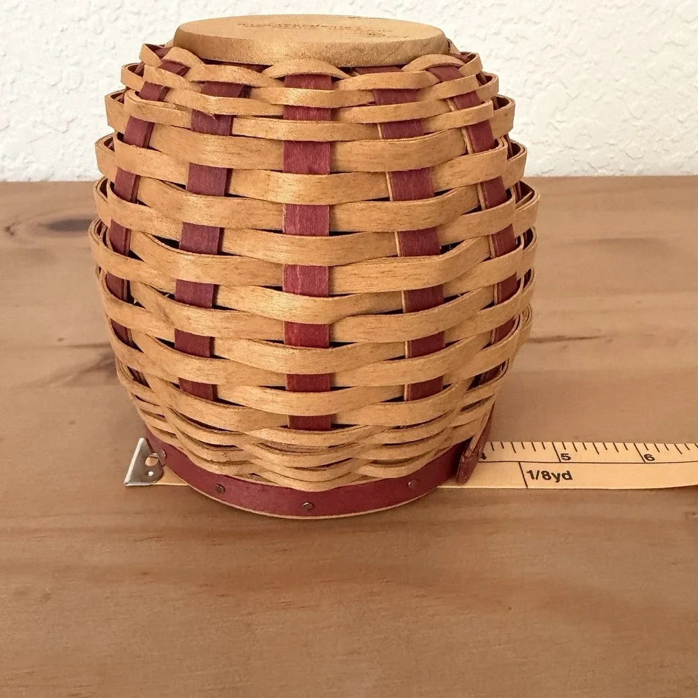 Longaberger 2005 Strawberry Canister Basket Plastic Canister Insert NO LIDS